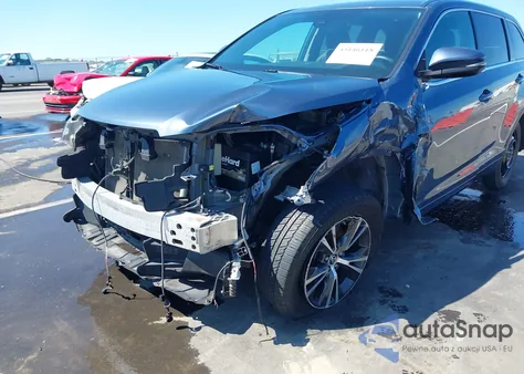 2018 Toyota Highlander Le Plus z USA, uszkodzony, nr VIN 5TDZZRFH8JS253337